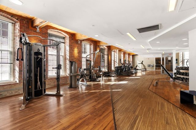 130 John St 350, Lowell, MA 01852