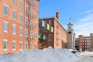 130 John St 350, Lowell, MA 01852