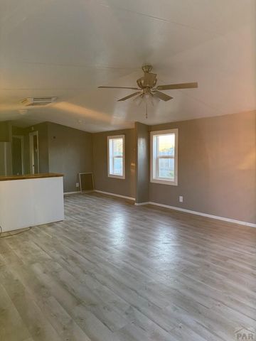 129 E Countryside Dr, Pueblo West, CO 81007