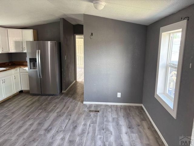 129 E Countryside Dr, Pueblo West, CO 81007