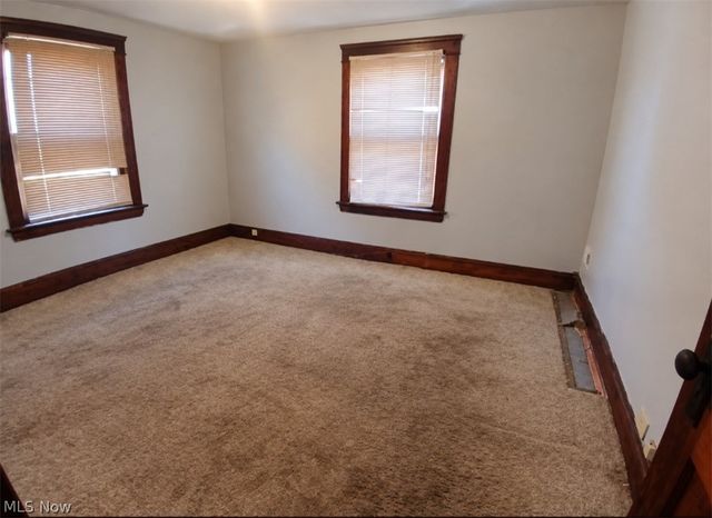 15811 Huntmere Avenue, Cleveland, OH 44110