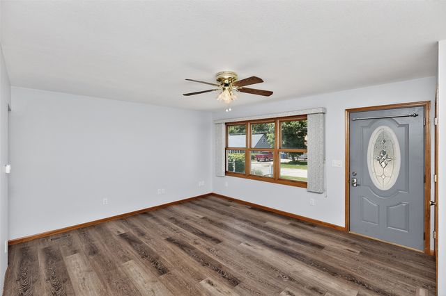 7205 SW 14th Street, Des Moines, IA 50315