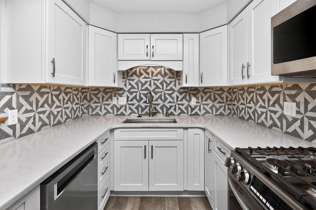 7205 SW 14th Street, Des Moines, IA 50315