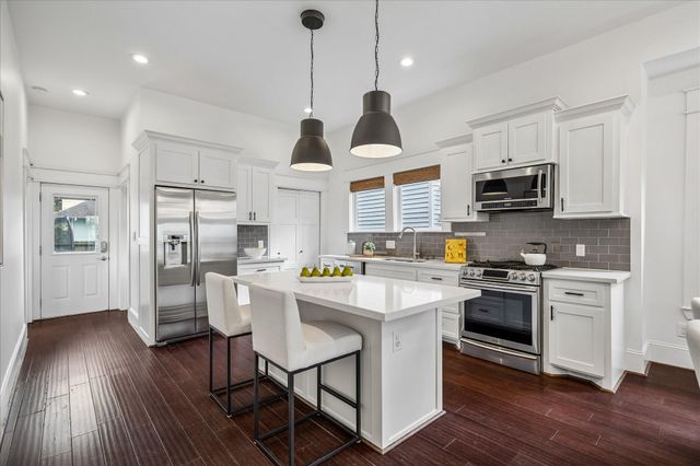 522 W 15th Street, Houston, TX 77008