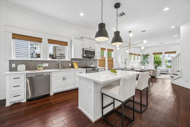 522 W 15th Street, Houston, TX 77008