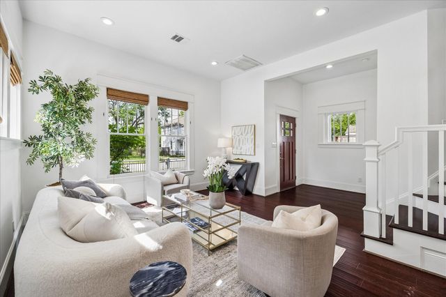 522 W 15th Street, Houston, TX 77008