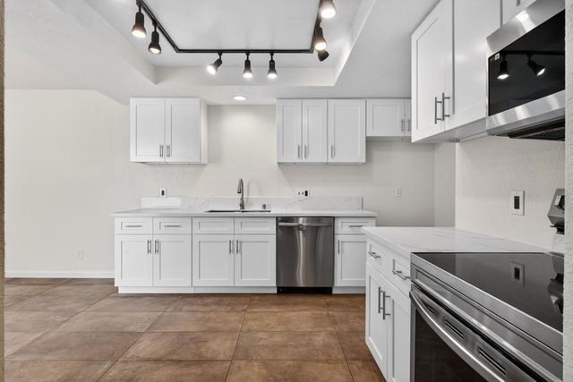 756 Violeta Drive, Palm Springs, CA 92262