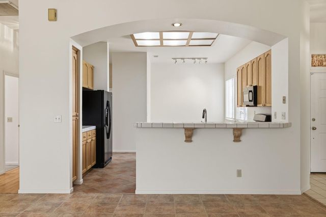 8087 Bothwell Dr, Sacramento, CA 95829