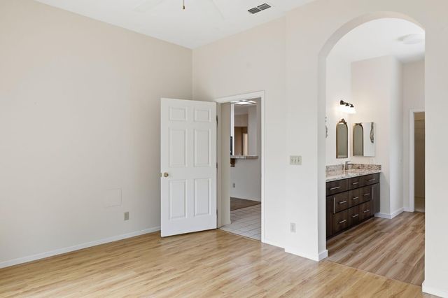 8087 Bothwell Dr, Sacramento, CA 95829