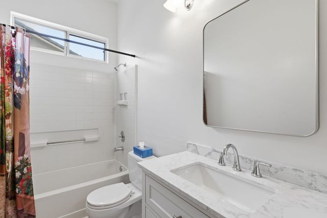 8087 Bothwell Dr, Sacramento, CA 95829