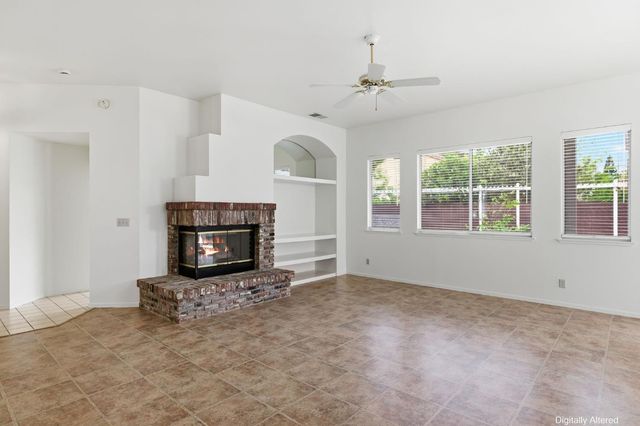 8087 Bothwell Dr, Sacramento, CA 95829