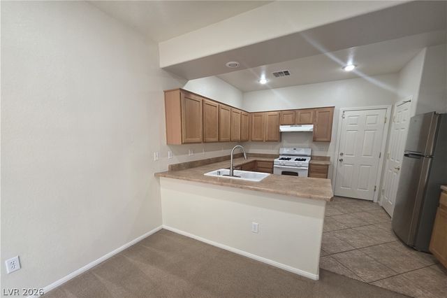 8660 Diamond Sand Avenue, Las Vegas, NV 89178