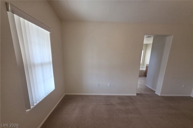 8660 Diamond Sand Avenue, Las Vegas, NV 89178