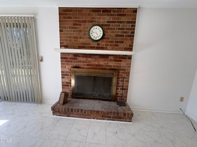 824 Ravenwood Drive, Raleigh, NC 27606