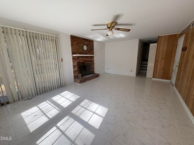 824 Ravenwood Drive, Raleigh, NC 27606