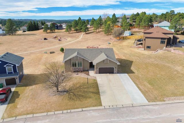5423 BARBERRY CT, Rapid City, SD 57702