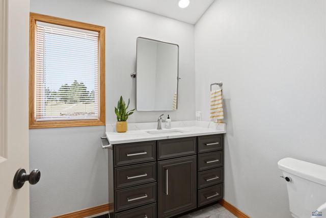 5423 BARBERRY CT, Rapid City, SD 57702