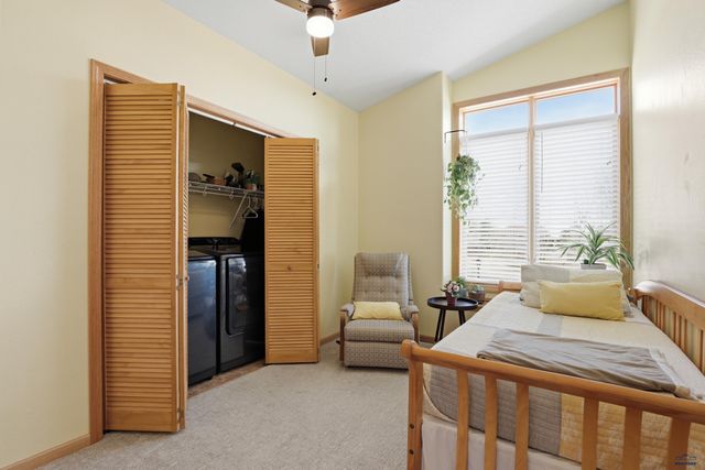 5423 BARBERRY CT, Rapid City, SD 57702