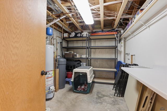 5423 BARBERRY CT, Rapid City, SD 57702