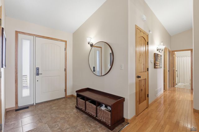 5423 BARBERRY CT, Rapid City, SD 57702