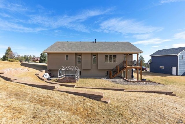 5423 BARBERRY CT, Rapid City, SD 57702