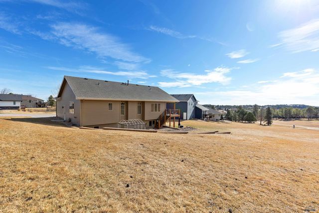 5423 BARBERRY CT, Rapid City, SD 57702