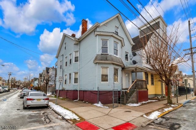 21 Graham Ave, Paterson City, NJ 07524