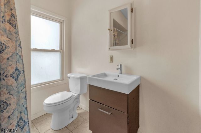 21 Graham Ave, Paterson City, NJ 07524