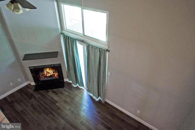 27 W AZALEA LN, Mount Laurel, NJ 08054