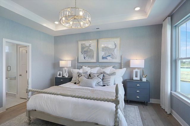 719 Alberta Avenue, Oswego, IL 60543