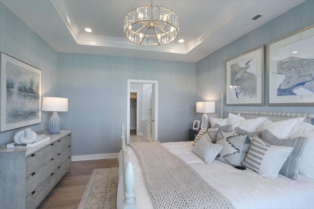 719 Alberta Avenue, Oswego, IL 60543