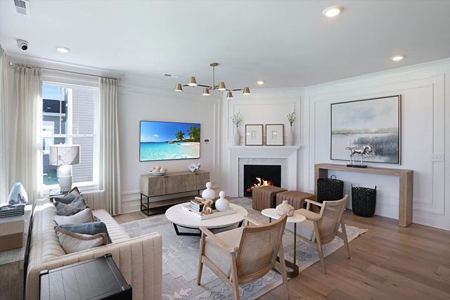 719 Alberta Avenue, Oswego, IL 60543