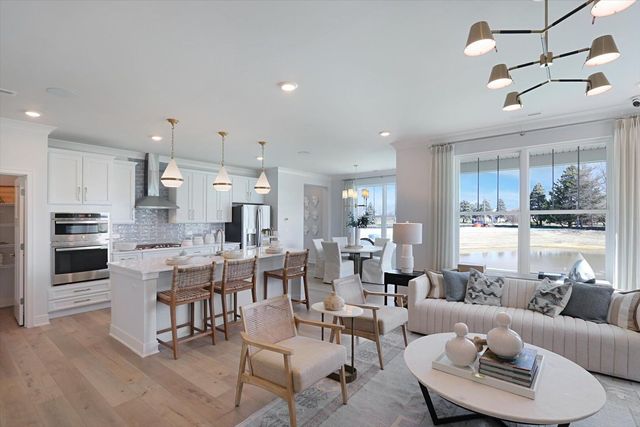 719 Alberta Avenue, Oswego, IL 60543