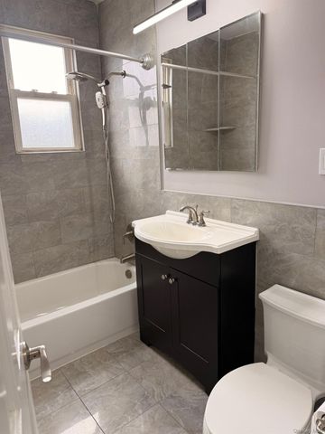 25 Trinity Place 3M, New Rochelle, NY 10805