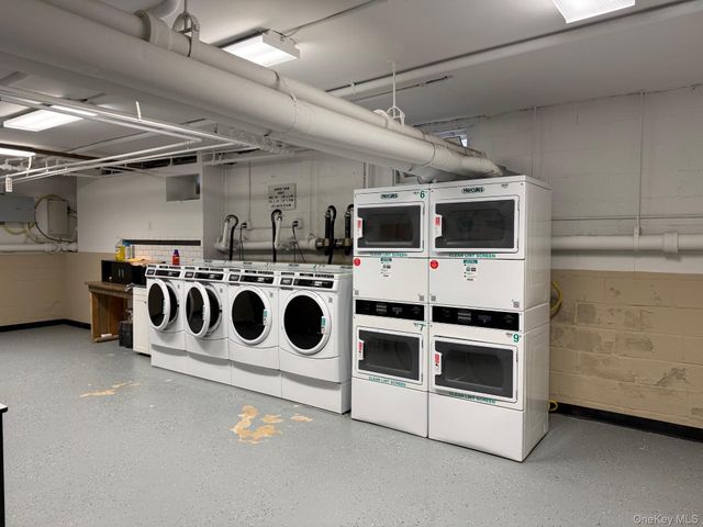 25 Trinity Place 3M, New Rochelle, NY 10805