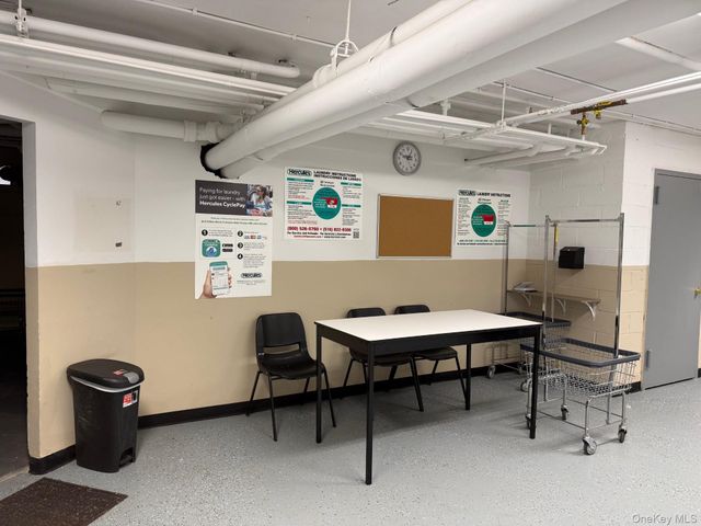 25 Trinity Place 3M, New Rochelle, NY 10805