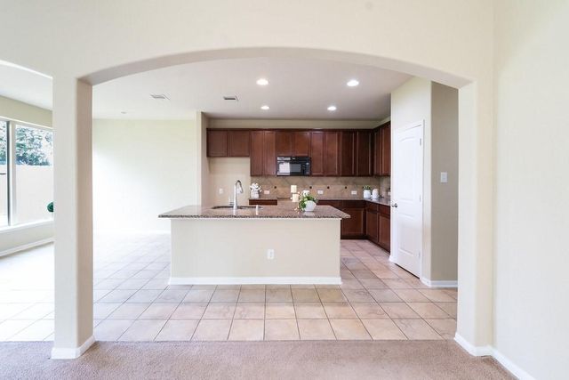 9408 Savannah Holly Drive, Houston, TX 77075