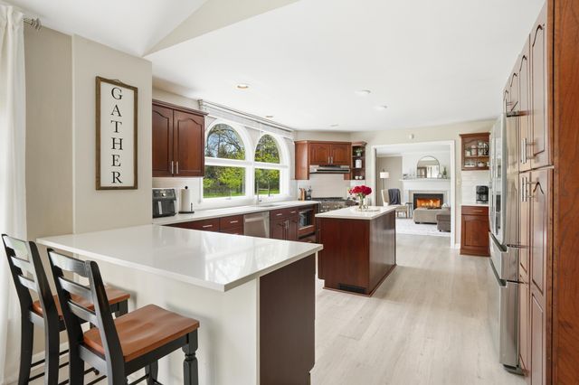 408 Westchester Lane, Valparaiso, IN 46385