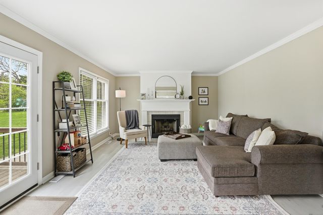 408 Westchester Lane, Valparaiso, IN 46385