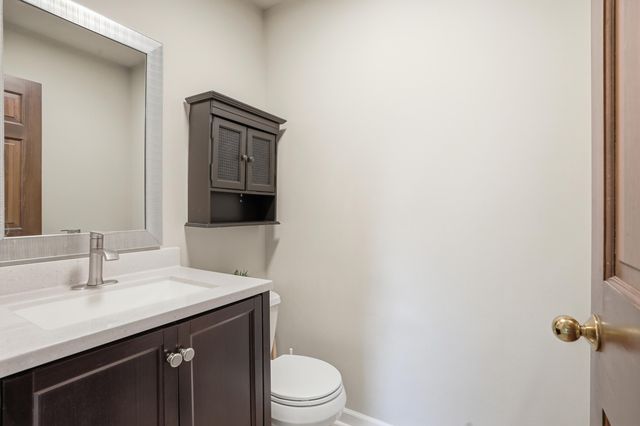 408 Westchester Lane, Valparaiso, IN 46385