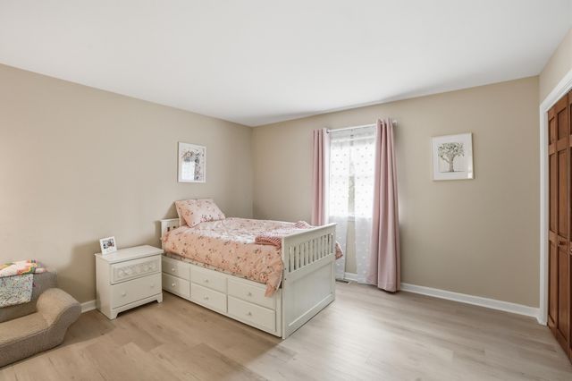 408 Westchester Lane, Valparaiso, IN 46385