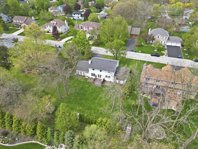 408 Westchester Lane, Valparaiso, IN 46385