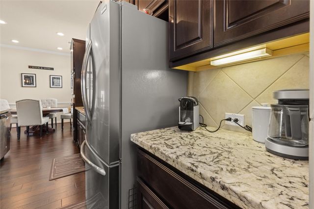 10204 Spring Shadows Park Circle, Houston, TX 77080