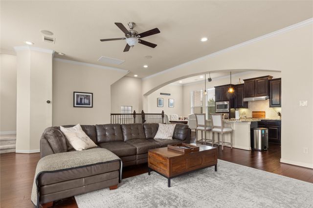 10204 Spring Shadows Park Circle, Houston, TX 77080