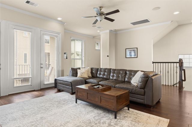 10204 Spring Shadows Park Circle, Houston, TX 77080