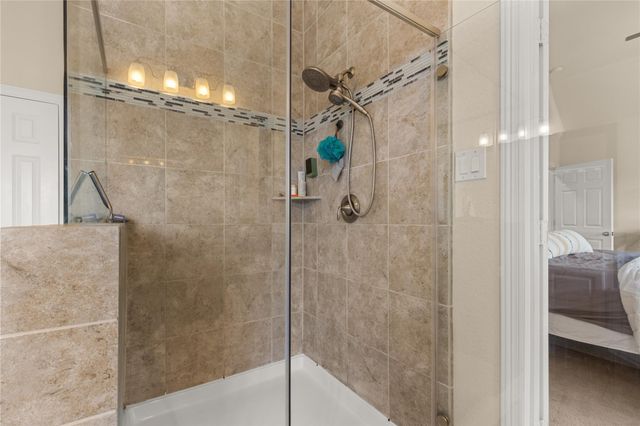 10204 Spring Shadows Park Circle, Houston, TX 77080