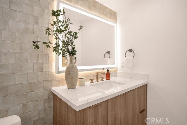 1012 Cory Avenue, West Hollywood, CA 90069