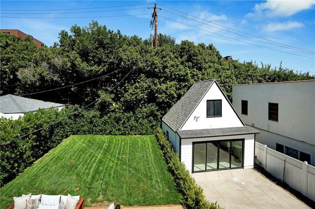 1012 Cory Avenue, West Hollywood, CA 90069