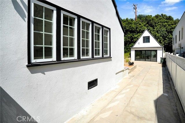1012 Cory Avenue, West Hollywood, CA 90069