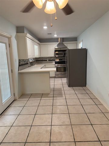 4818 NW Williams, Lawton, OK 73505